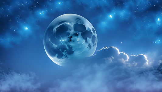 Mond-aufgeladenes Wasser